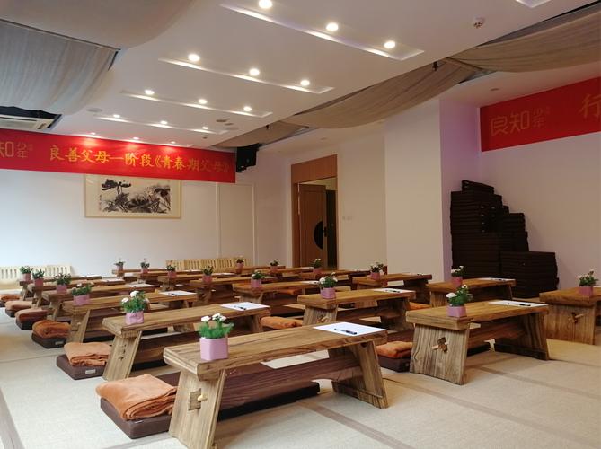 郑朝芬,公司经营范围包括:一般项目:软件开发;信息咨询服务
